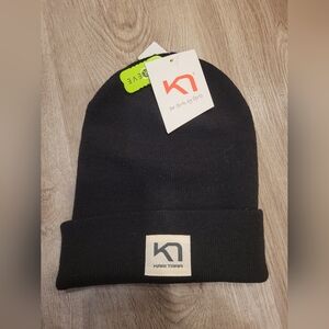 Kari Traa Toque, BNWT, Black